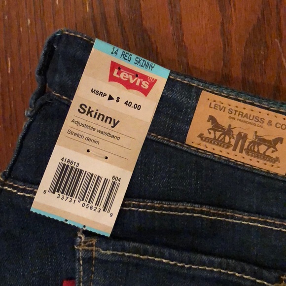 Skinny jeans. Levi’s. - Picture 2 of 2
